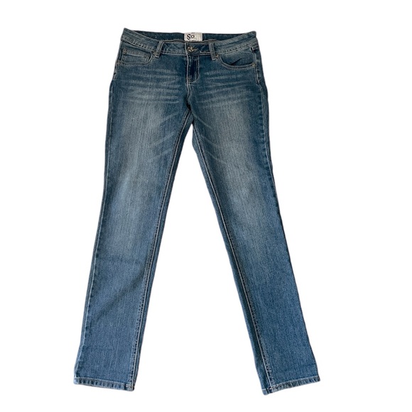So Juniors Stretch Denim Jeans Size 9 - Picture 1 of 14